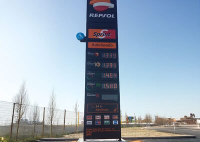 monolito repsol